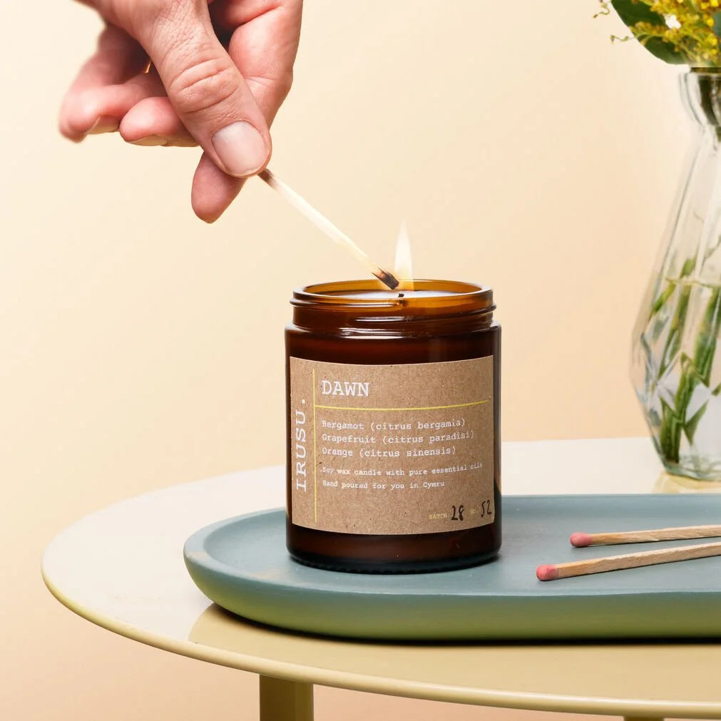 IRUSU. Dawn Bergamot, Grapefruit & Orange Soy Wax Candle 180ml