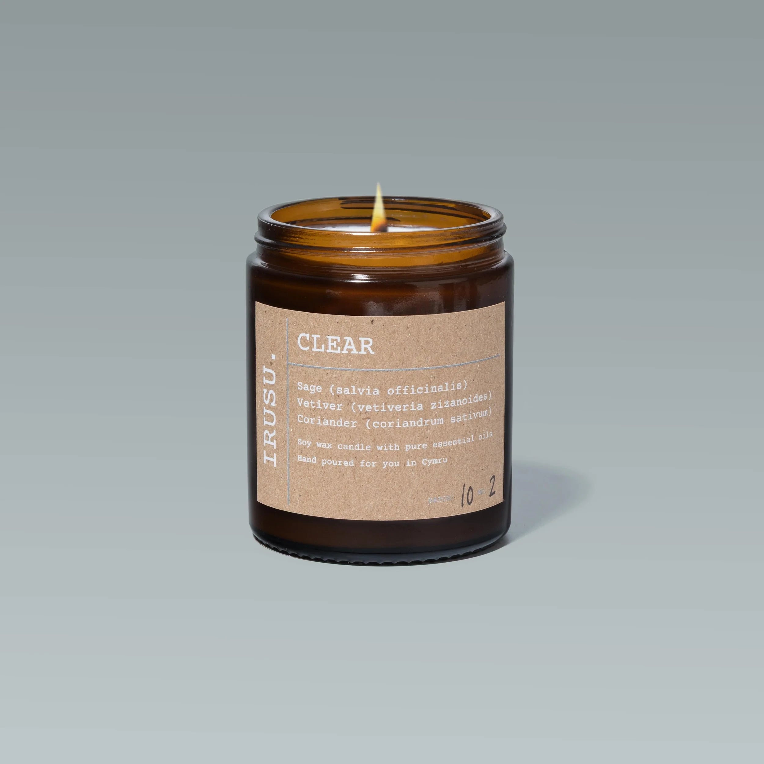 IRUSU. Clear Sage, Vetiver & Coriander Soy Wax Candle 180ml