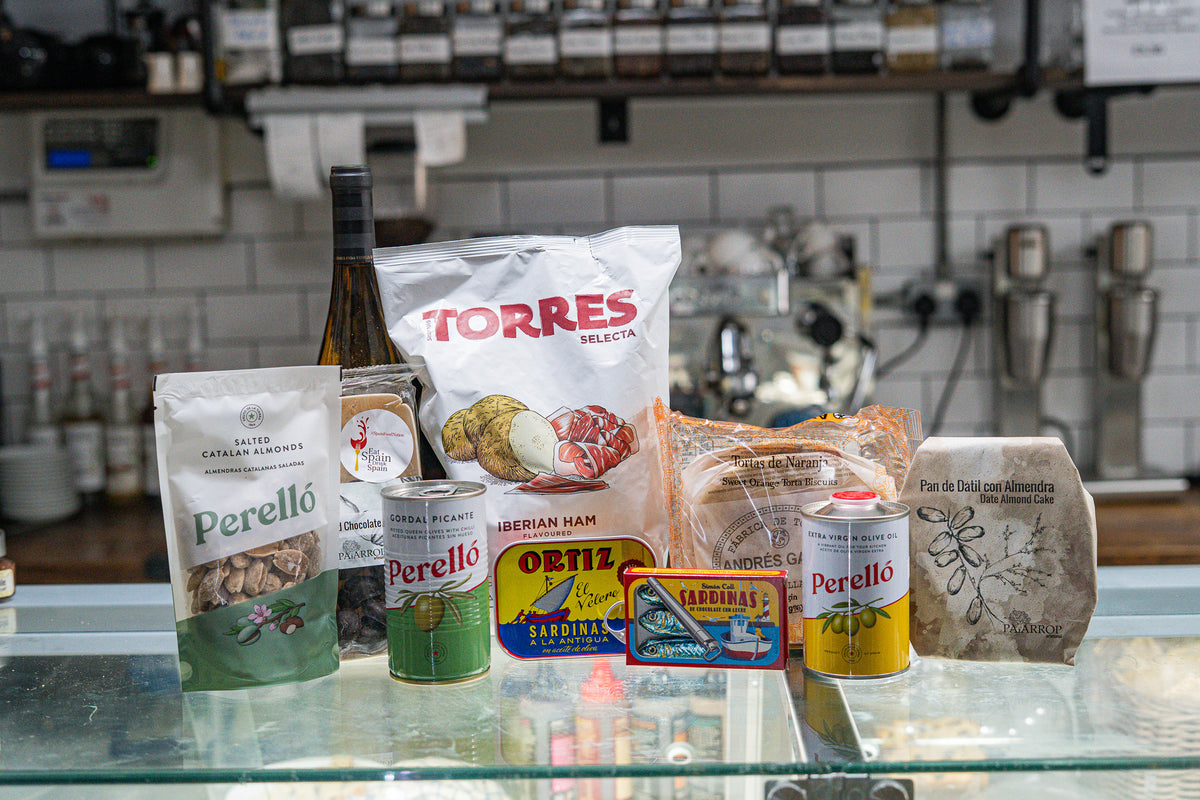 FLYNN'S Feliz Navidad Spanish Christmas Hamper