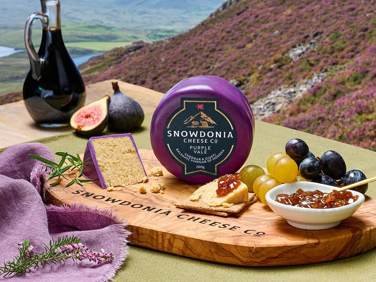 SNOWDONIA CHEESE CO. Purple Vale Truckle 200g