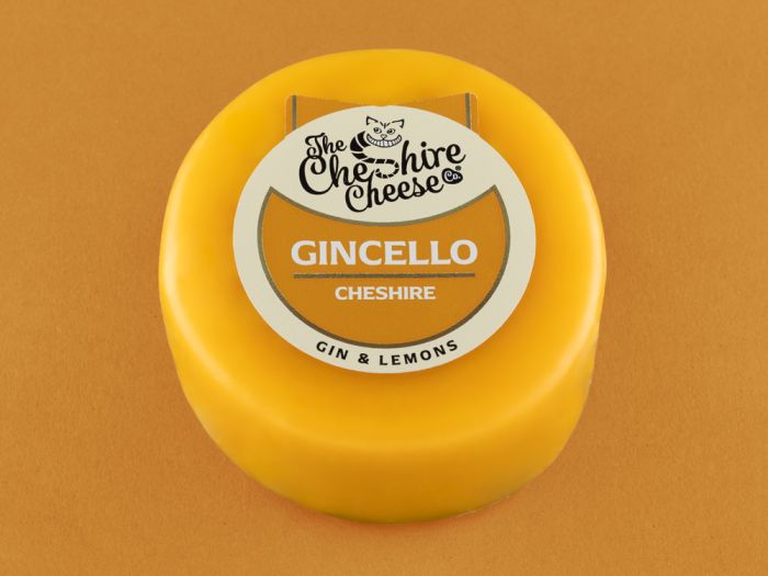 CHESHIRE CHEESE CO Gincello Gin & Lemon Cheshire Cheese Truckle 200g