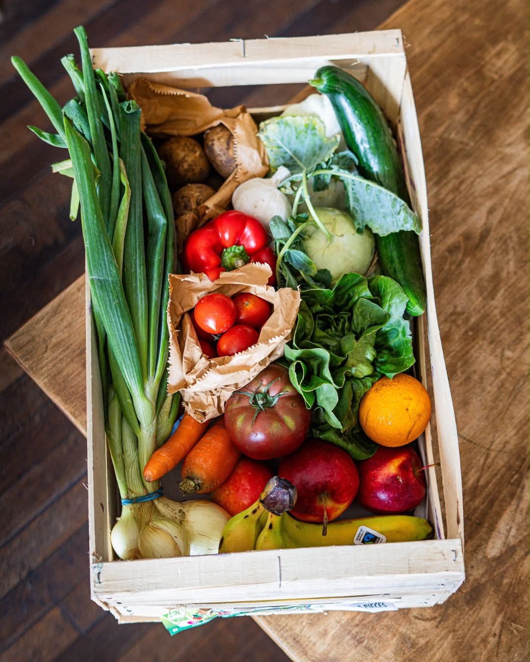 FLYNN'S Christmas Organic Fruit & Veg Box (Pickup & Local Delivery Only) 