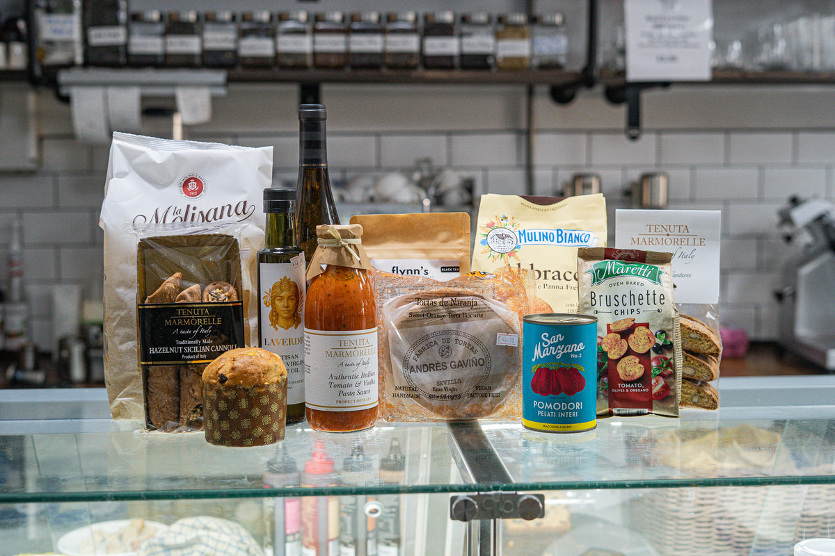 FLYNN'S Tu Scendi Dalle Stelle Italian Christmas Hamper 